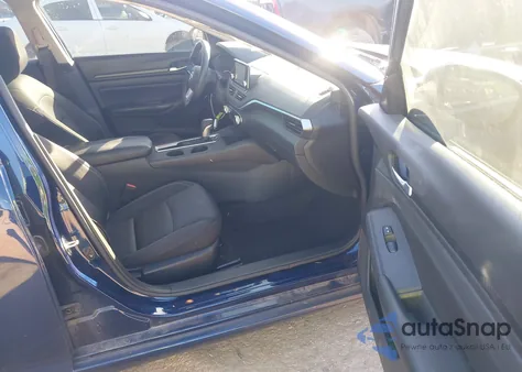 2021 Nissan Altima S Fwd z USA, uszkodzony, nr VIN 1N4BL4BV7MN420255